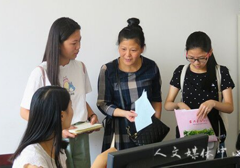 9428cn太阳集团古天乐迎来2016级中文专升本新生