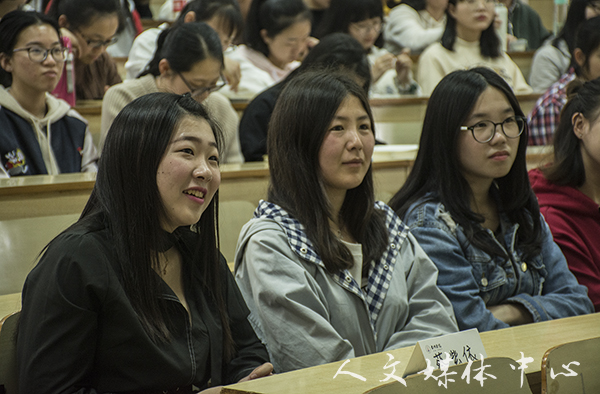 公司举行“揭秘传销，远离传销”知识讲座