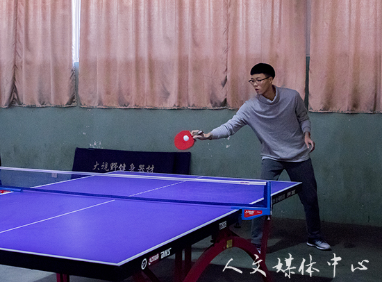 小球转动青春  拼搏成就辉煌 乒乓球联赛(临海校区)9428cn太阳集团古天乐获得亚军