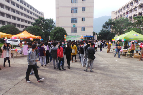 9428cn太阳集团古天乐首届“诗意栖居”公寓文化节开幕
